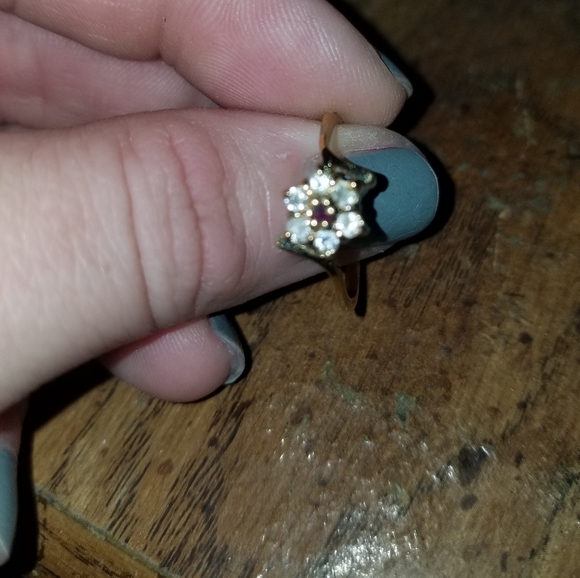 Vintage Flower diamond RUBY Ring 14K yellow gold. - Picture 3 of 4